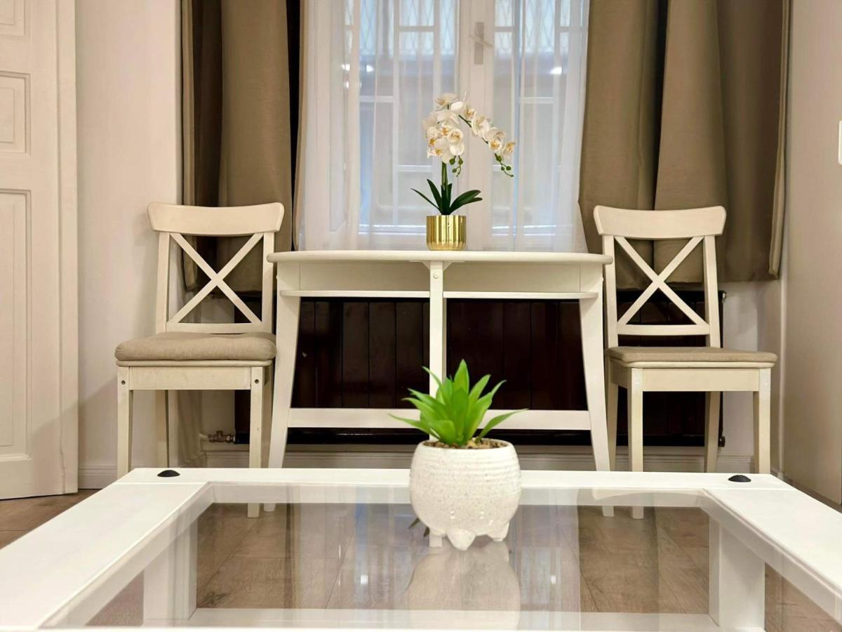 Roxy Studio 4A Budapest Bagian luar foto