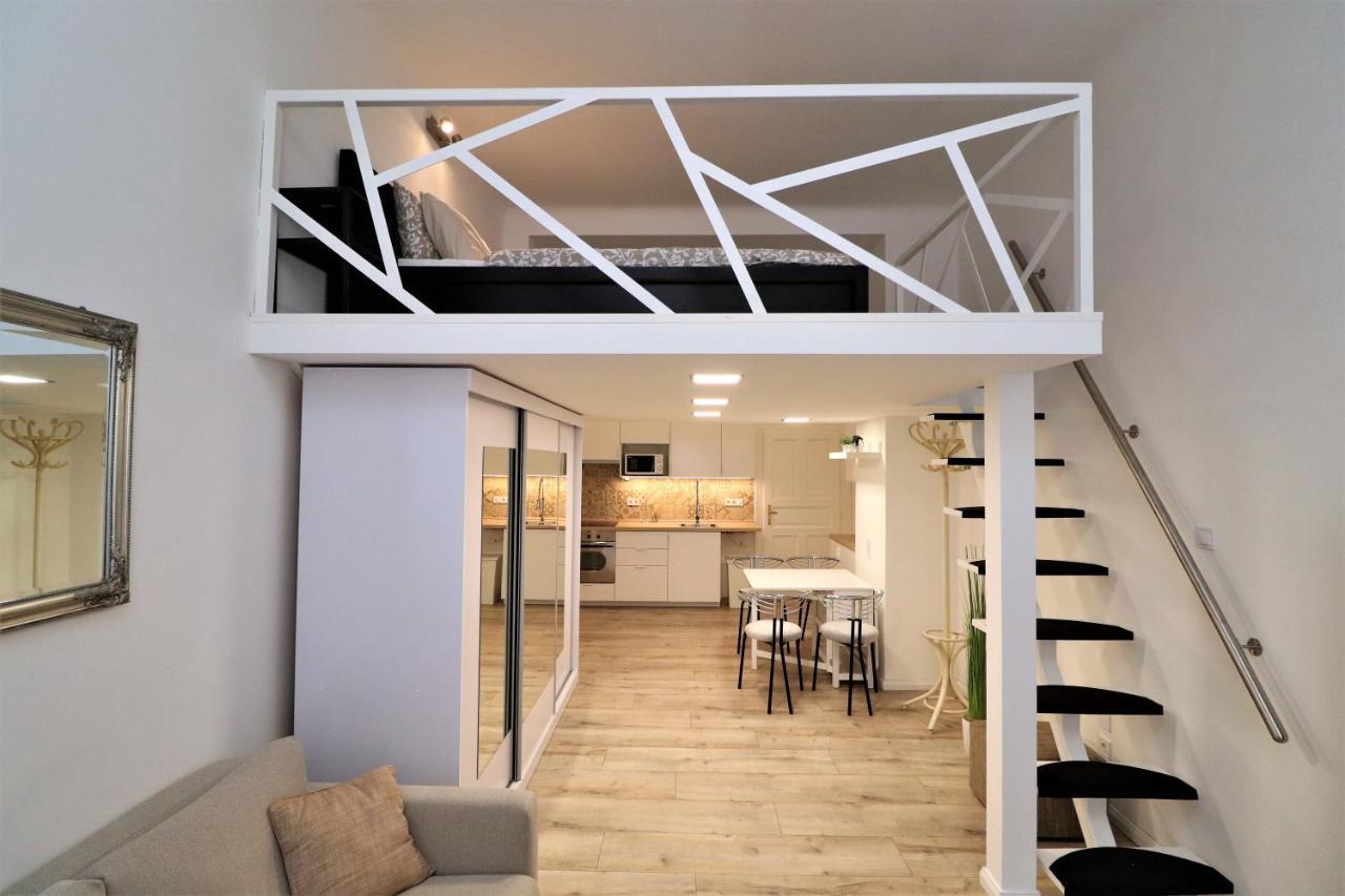 Roxy Studio 4A Budapest Bagian luar foto