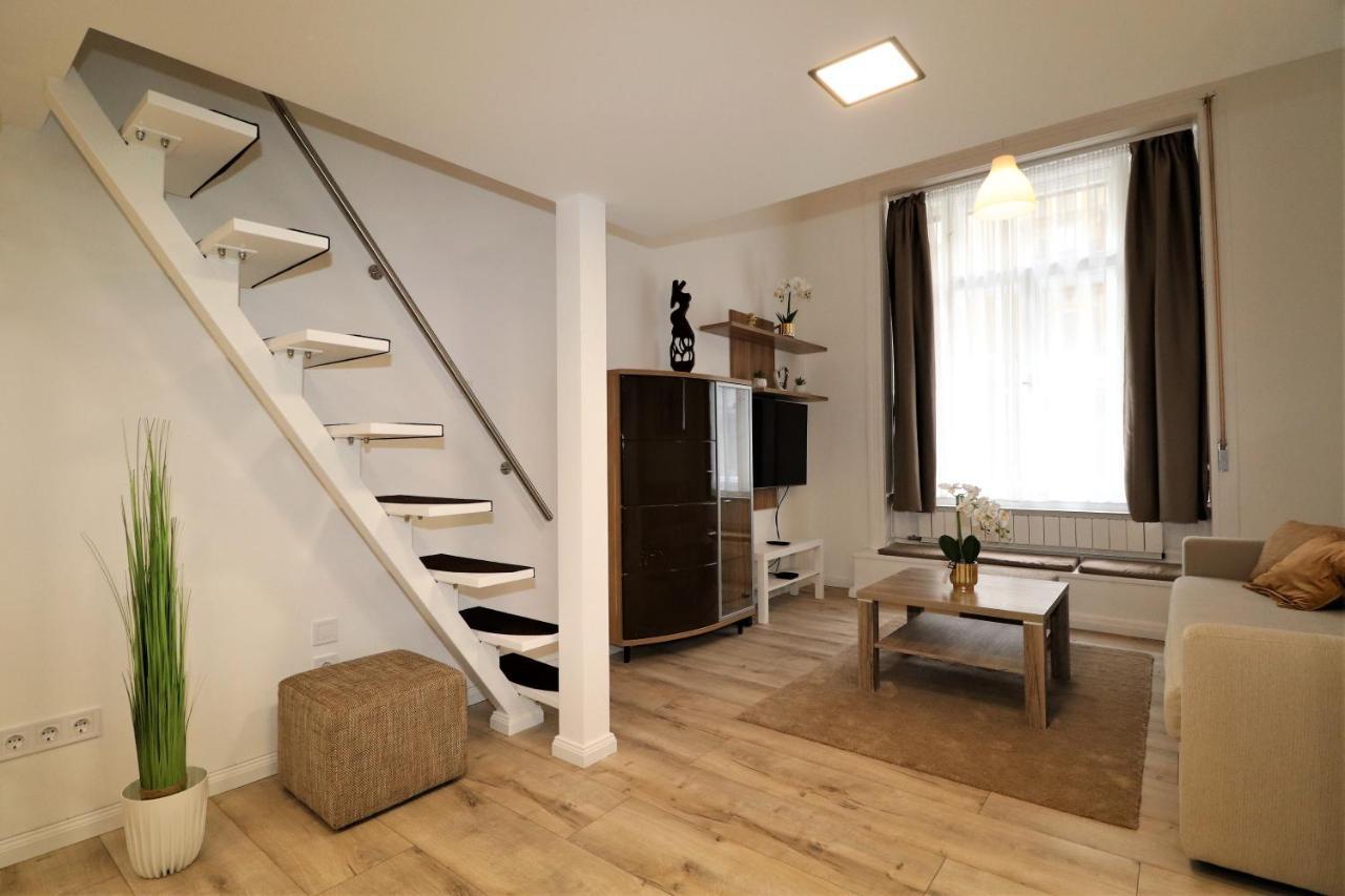 Roxy Studio 4A Budapest Bagian luar foto